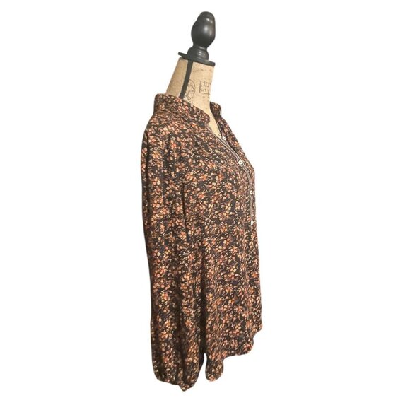 Max Studio Blouses - Picture 6 of 8